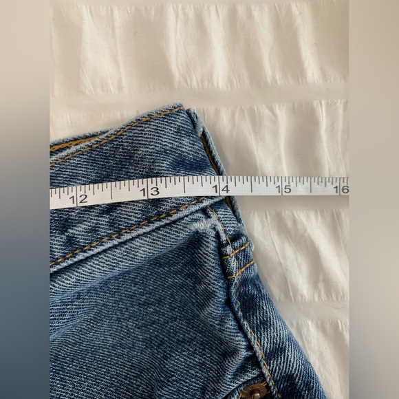 Levi’s Classic Blue Distressed Denim Shorts - Picture 8 of 14